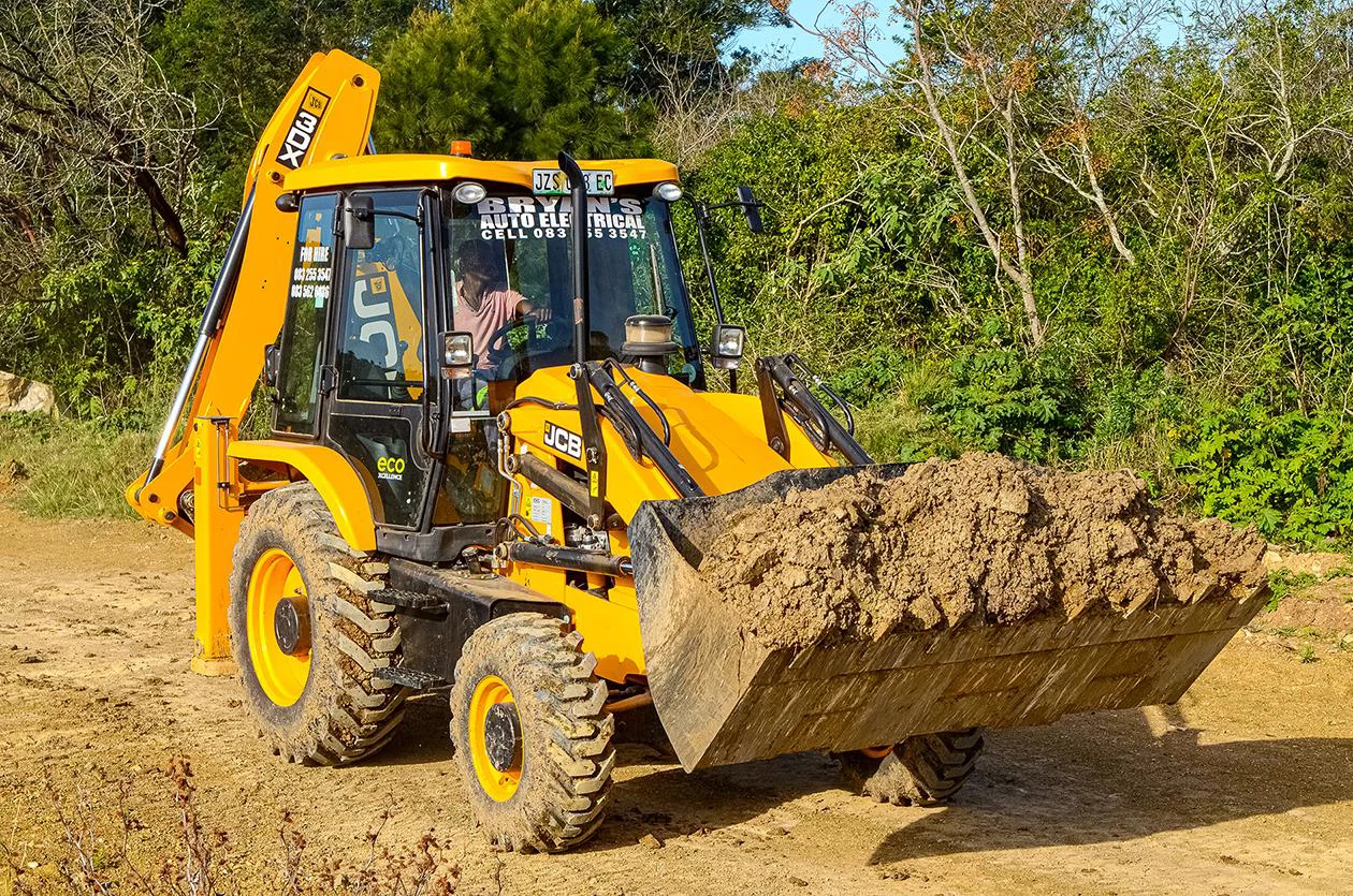 Bryan’s Auto Electrical is well pleased with its new JCB Backhoe Loader