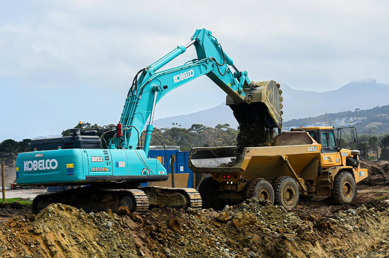 CSV Construction celebrates 30th anniversary with new Bell and Kobelco machines