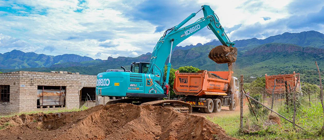 New Kobelco and JCB machines benefit Martmol Trading